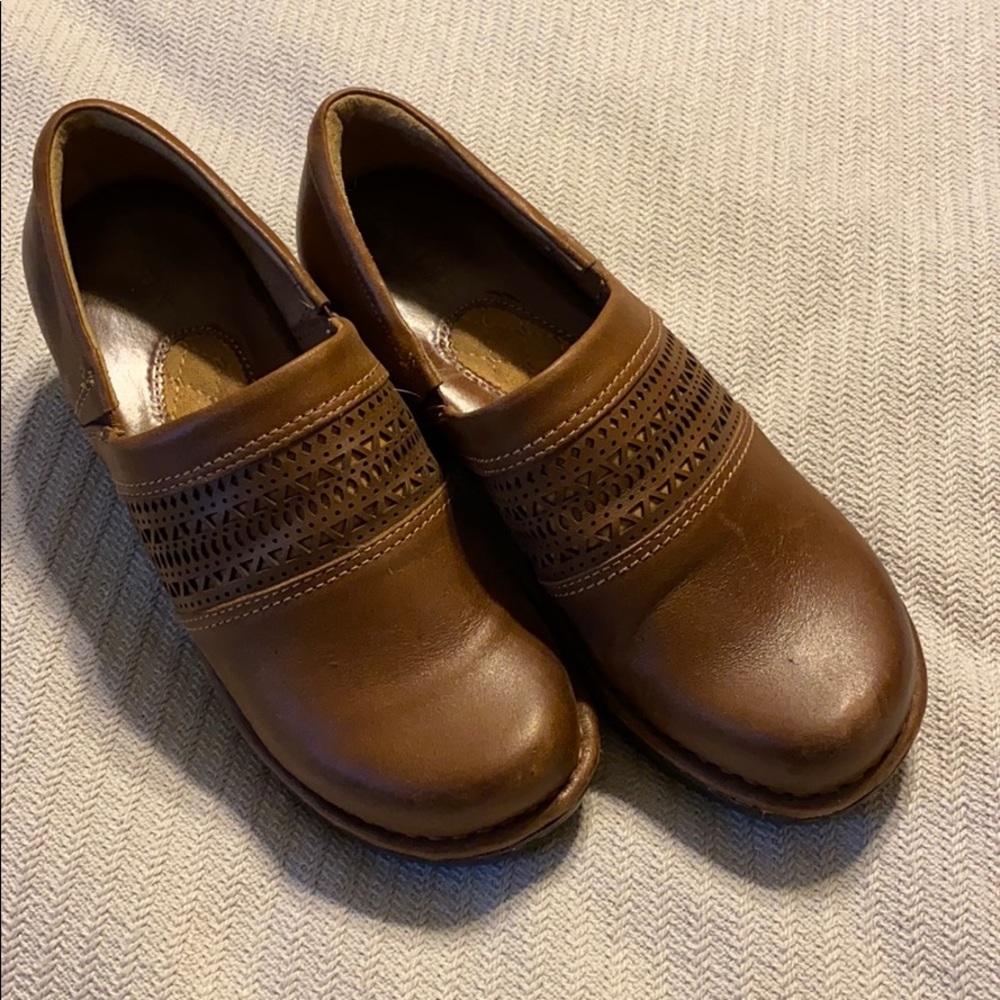 Ariat clogs
